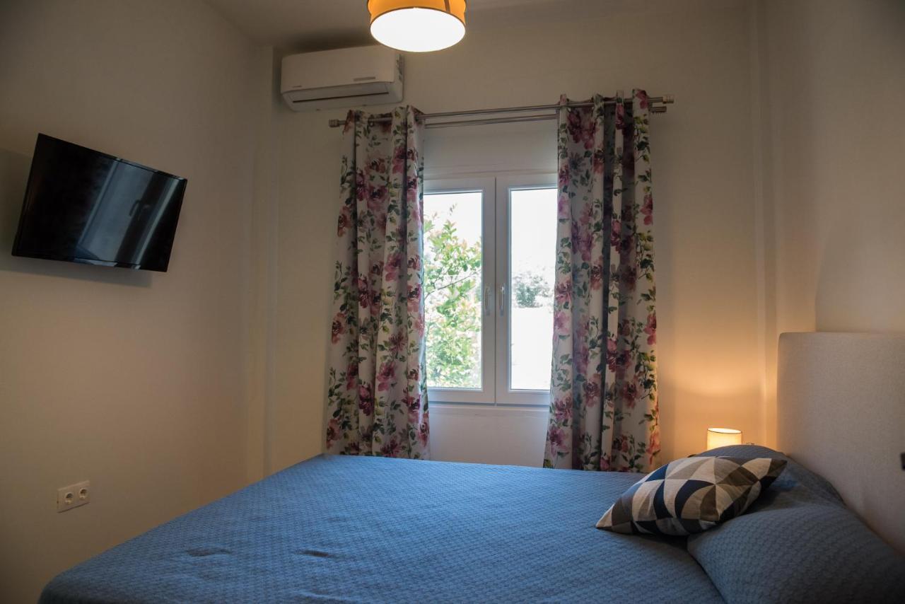 Boboli Holiday House Ахарави Екстериор снимка