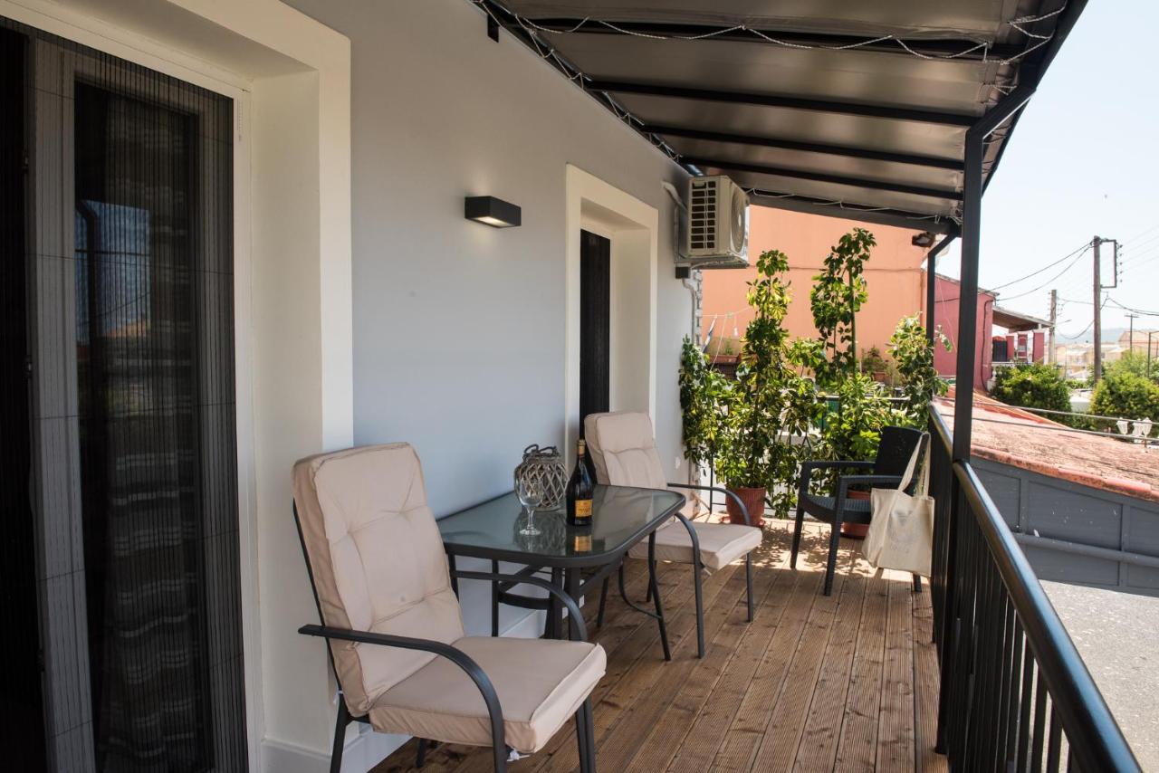 Boboli Holiday House Ахарави Екстериор снимка